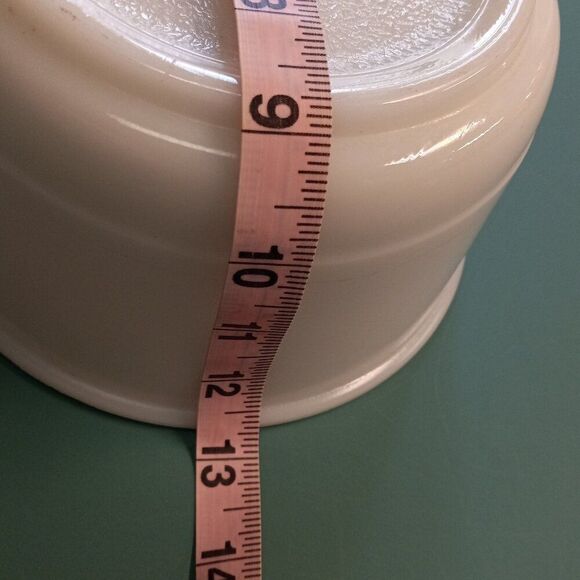 Vintage Small White Ring around Bottom Edge Mixing Bowl Cottagecore Kits… - Picture 4 of 6